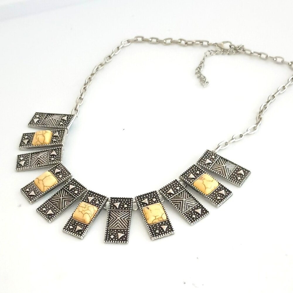 Textured Howlite Collar Necklace 19" Women's Silver Tone Chunky Bib Jewelry